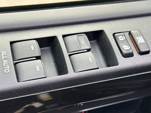 Certified 2024 Toyota 4Runner TRD Off-Road Premium image 14