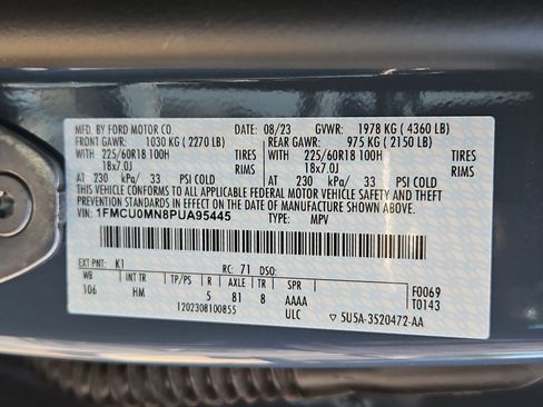 Used 2023 Ford Escape ST-Line w/ Tech Pack #1 FWD image 28