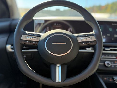 New 2026 Hyundai Tucson SE image 10