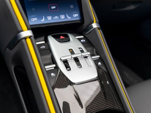 Certified 2025 Ferrari Roma Spider image 6