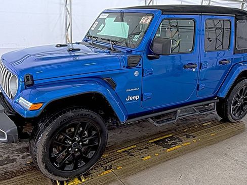 Used 2024 Jeep Wrangler Unlimited Sahara image 1