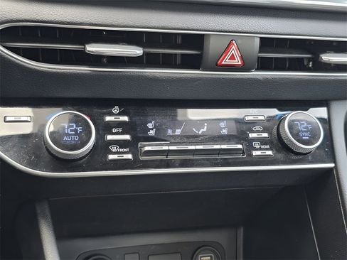 Used 2021 Hyundai Sonata Limited image 34