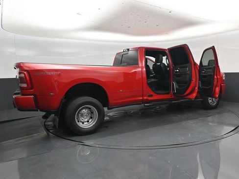 Used 2023 RAM 3500 Laramie AWD/4WD image 55