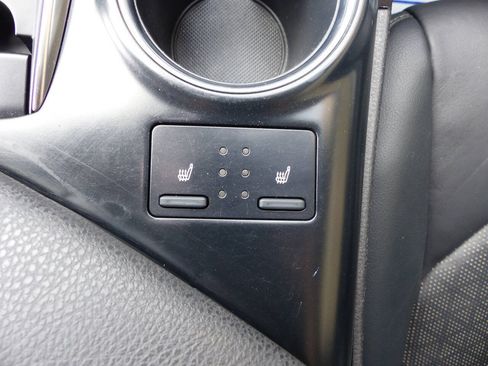 Used 2019 Toyota Camry XSE FWD image 36