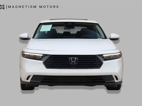 Used 2023 Honda Accord EX image 5