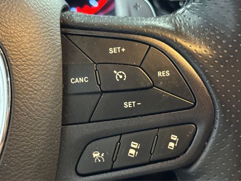 Used 2023 Dodge Durango GT image 25