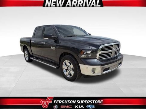 Used 2015 RAM 1500 Lone Star RWD image 1