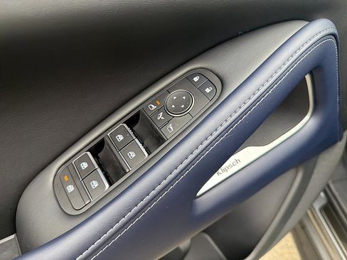 New 2026 INFINITI QX60 Sport image 10