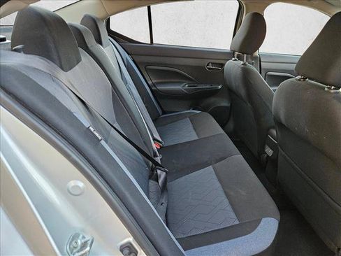 Used 2025 Nissan Versa SV w/ Trunk Package FWD image 18