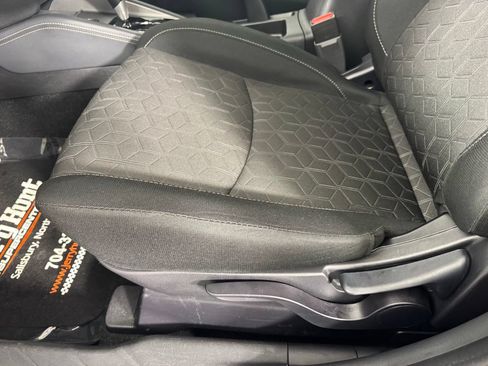 Used 2025 Mitsubishi Outlander Sport AWD image 11