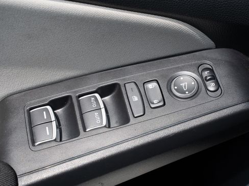 Certified 2022 Honda Civic LX image 27