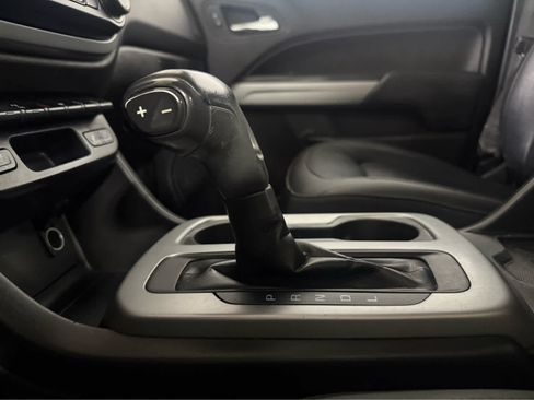 Used 2019 Chevrolet Colorado ZR2 AWD/4WD image 24