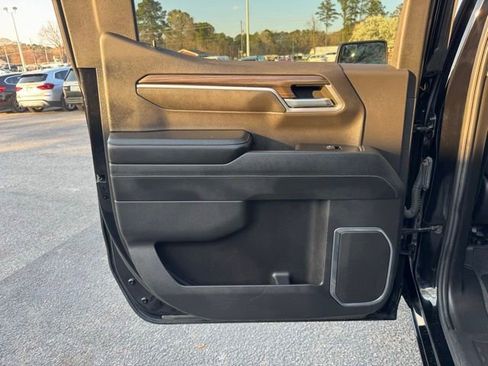 Used 2022 Chevrolet Silverado 1500 LT image 14