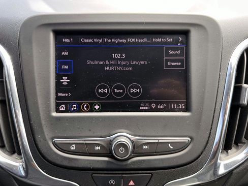 Used 2023 Chevrolet Equinox LT AWD/4WD image 21