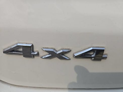Used 2018 Jeep Compass Latitude w/ Popular Equipment Group AWD/4WD image 5