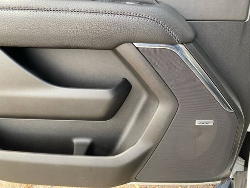 Used 2023 GMC Yukon Denali image 28