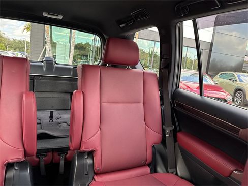 Used 2021 Lexus GX 460 Premium image 20