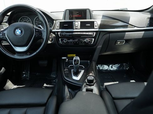 Used 2017 BMW 430i Convertible image 31