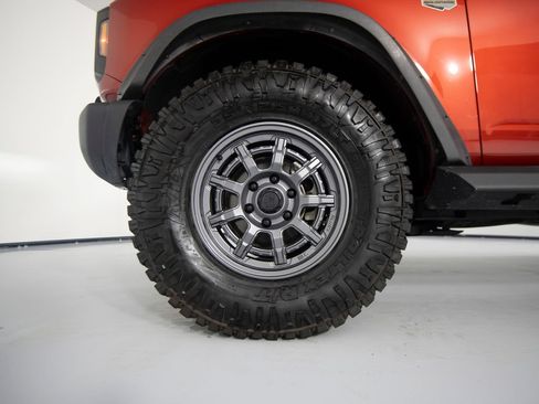 Used 2022 Ford Bronco Wildtrak AWD/4WD image 12
