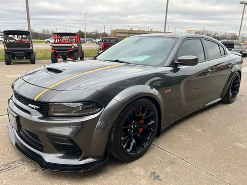 Used 2022 Dodge Charger Scat Pack image 4