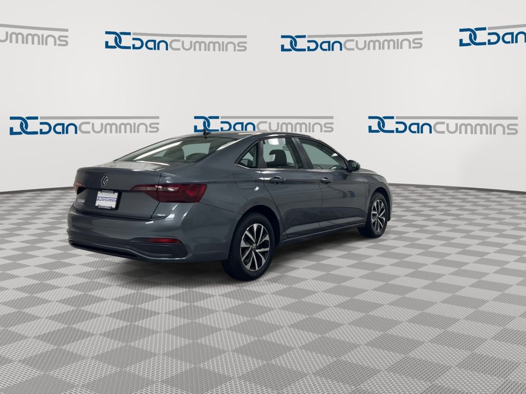 Used 2024 Volkswagen Jetta S FWD image 8