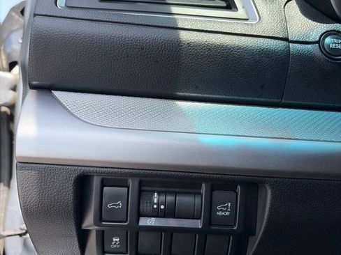 Used 2015 Subaru Outback 2.5i Premium AWD/4WD image 19