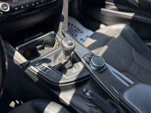 Used 2017 BMW M3 RWD image 28