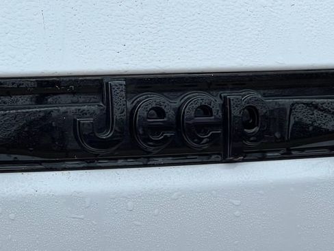New 2026 Jeep Grand Cherokee Limited w/ Limited Altitude Package AWD/4WD image 45