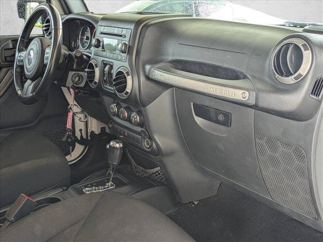Used 2015 Jeep Wrangler Unlimited Sport w/ Quick Order Package 24S AWD/4WD image 12