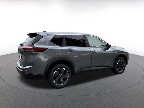 Used 2025 Nissan Rogue SV FWD image 14