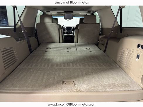 Used 2017 Chevrolet Suburban Premier AWD/4WD image 17