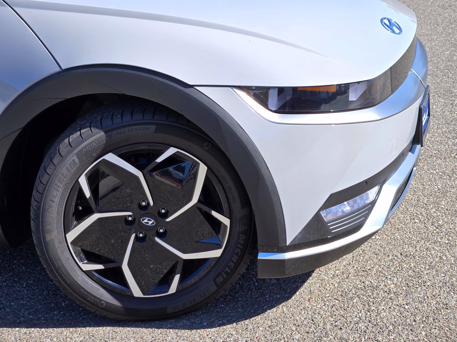 Certified 2024 Hyundai Ioniq 5 SEL RWD image 9