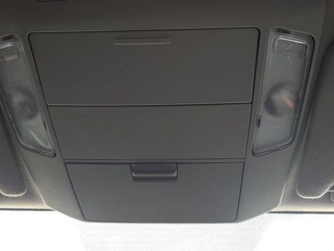 Used 2011 Toyota Tundra 4x4 Double Cab w/ Tow Pkg image 22