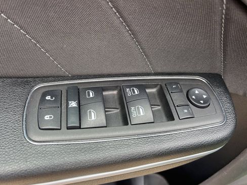 Used 2023 Dodge Charger SXT image 21