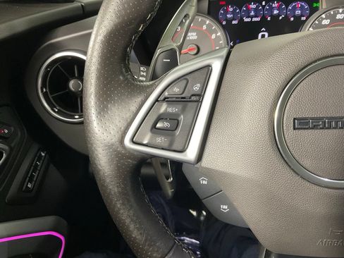 Used 2020 Chevrolet Camaro LT RWD image 23