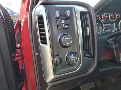 Used 2018 Chevrolet Silverado 1500 LT w/ All Star Edition image 19