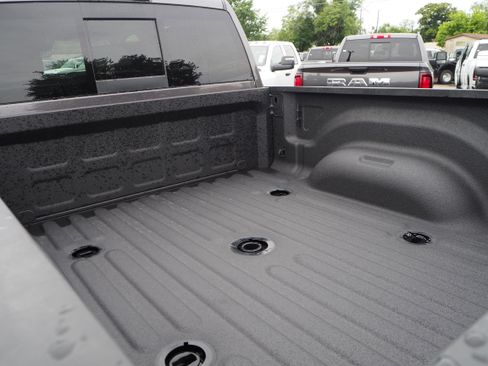 New 2025 RAM 2500 Laramie image 9