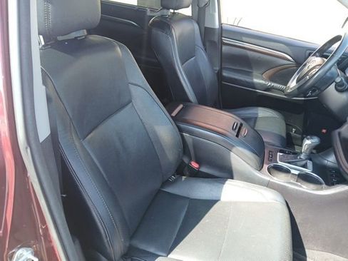 Used 2015 Toyota Highlander Limited image 20