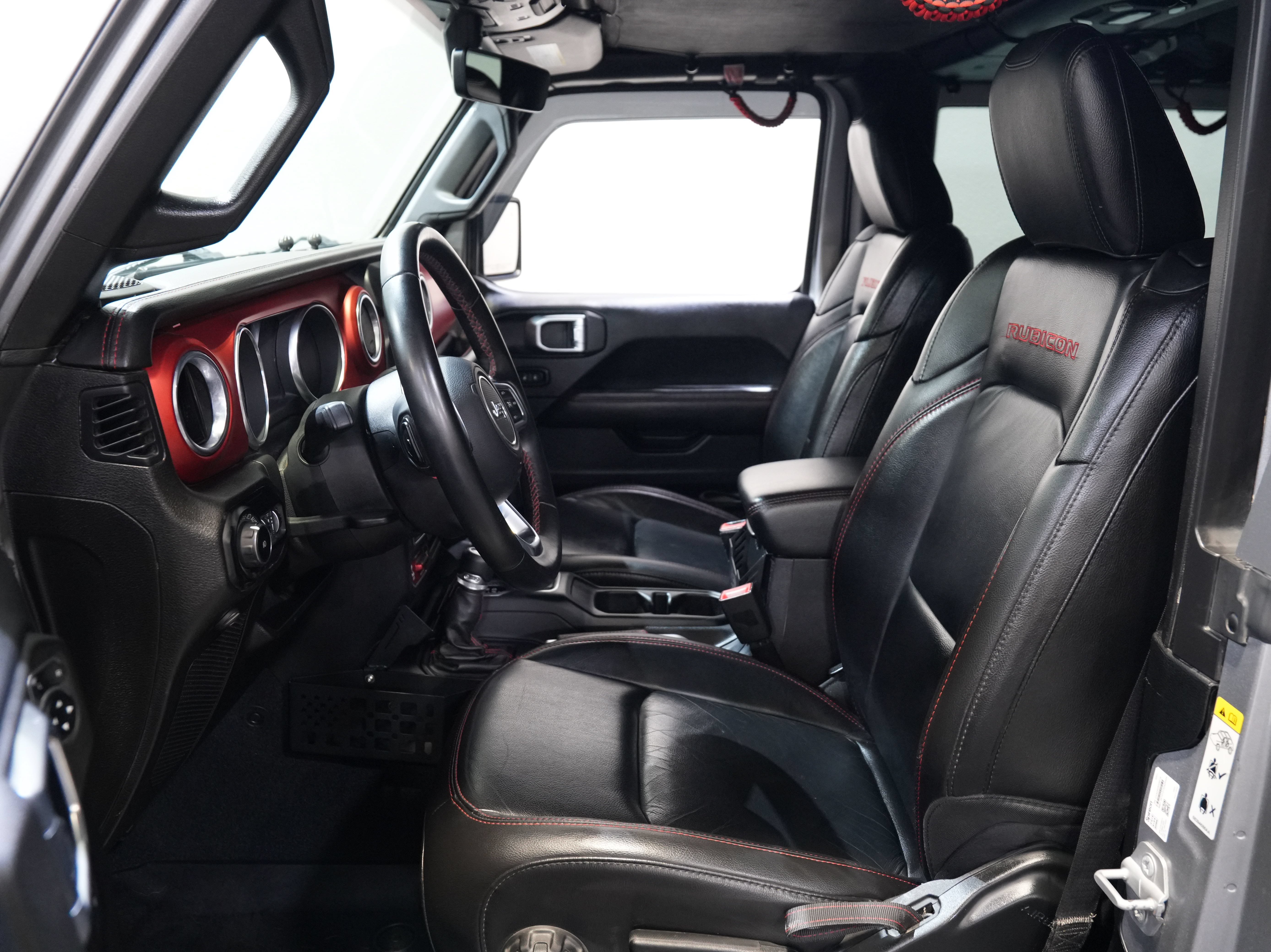 Used 2018 Jeep Wrangler Rubicon AWD/4WD image 30
