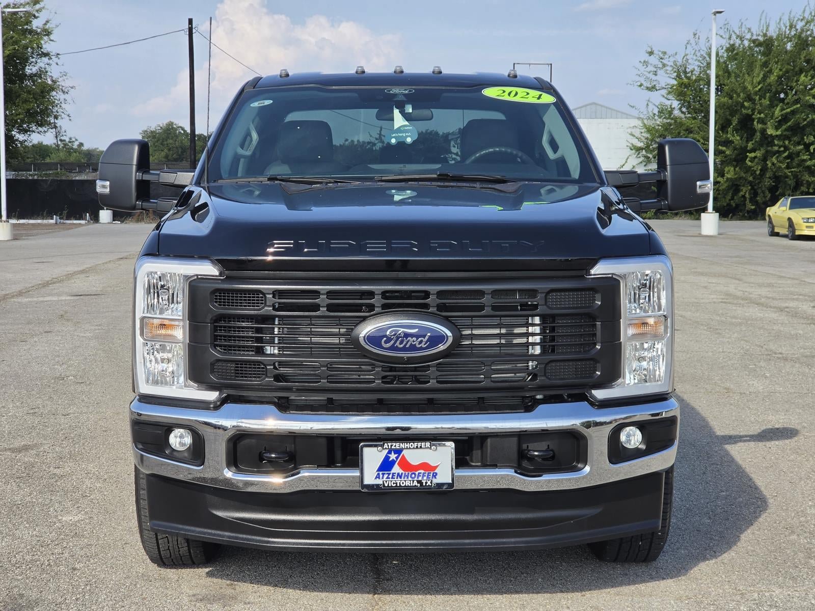 Used 2024 Ford F350 XL w/ 360-Degree Camera Package AWD/4WD image 8
