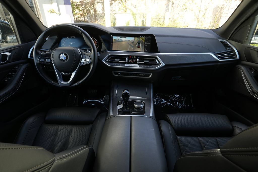 Used 2023 BMW X5 xDrive40i w/ Premium Package AWD/4WD image 47