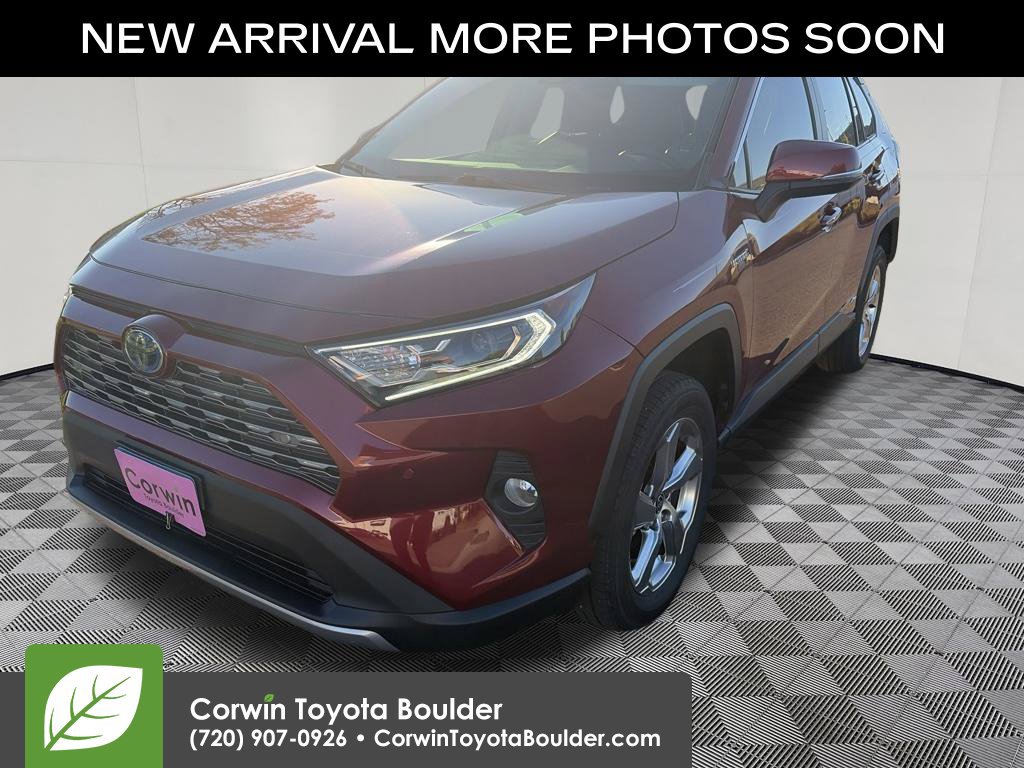 Used 2021 Toyota RAV4 Limited AWD/4WD image 3