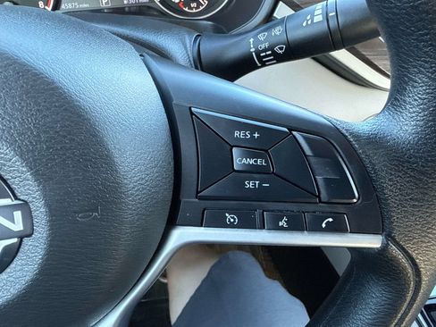 Used 2024 Nissan Altima 2.5 SV AWD/4WD image 25