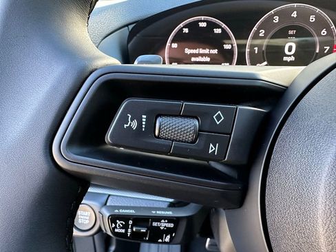 Used 2026 Porsche Panamera 4 image 17