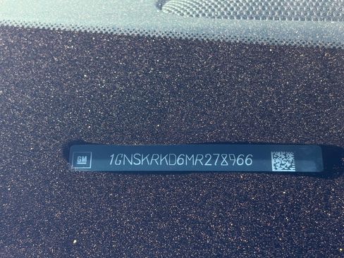 Used 2021 Chevrolet Tahoe RST w/ Luxury Package image 10