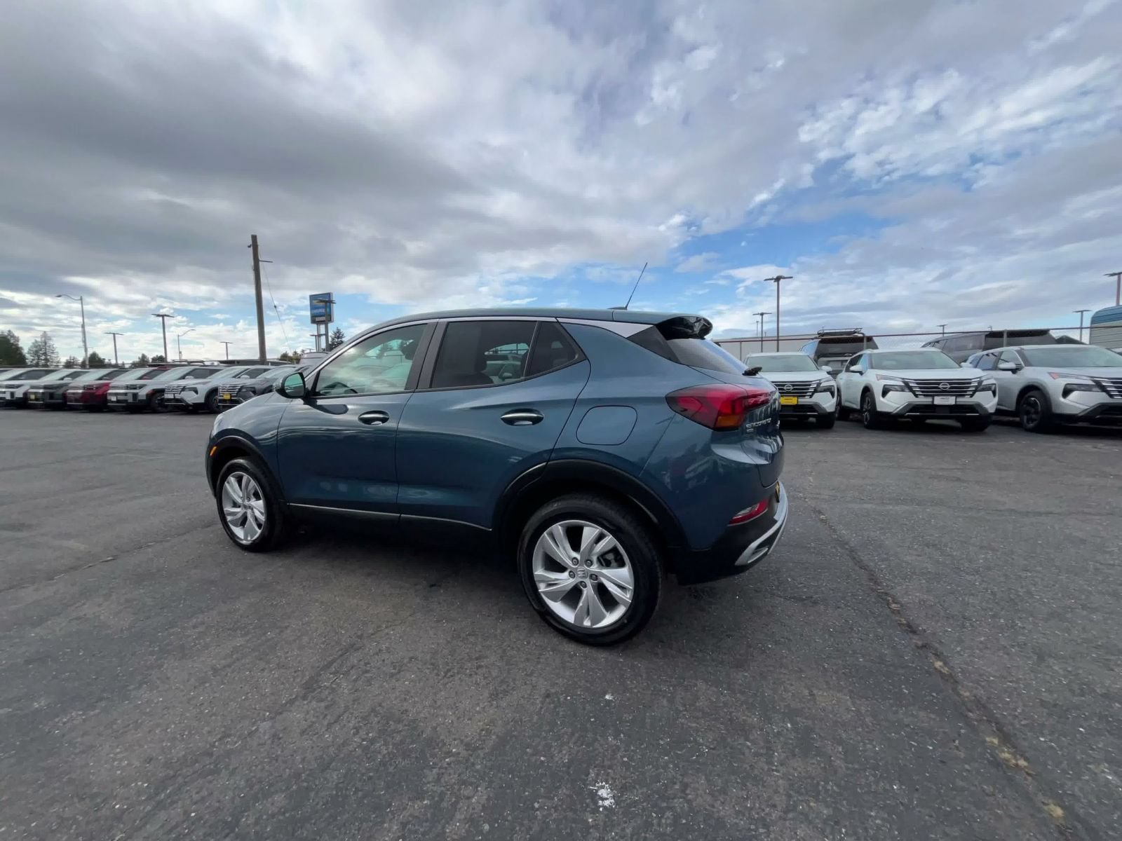 Used 2026 Buick Encore GX Preferred AWD/4WD image 9