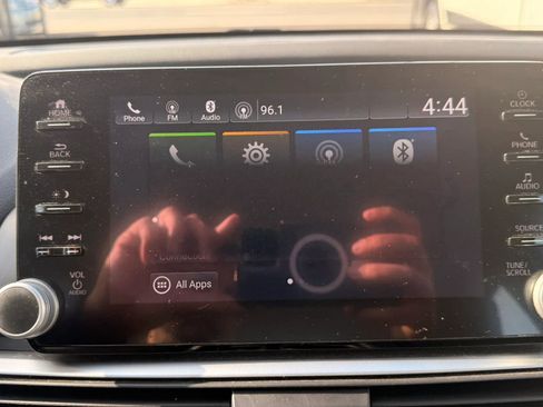 Used 2022 Honda Accord LX image 21