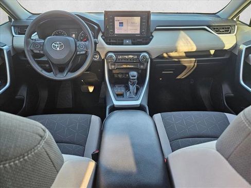 Used 2020 Toyota RAV4 XLE image 17