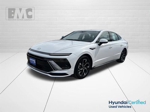Used 2025 Hyundai Sonata SEL image 1