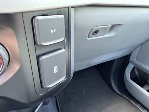 Used 2023 Ford F150 XLT AWD/4WD image 38
